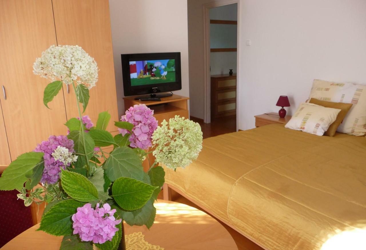 Balaton Art Guesthouse Balatonszárszó Eksteriør billede