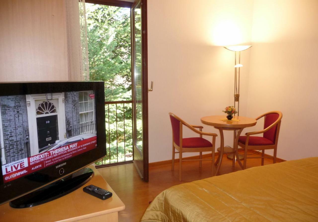 Balaton Art Guesthouse Balatonszárszó Eksteriør billede